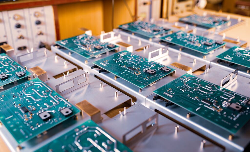 Soluciones de trazabilidad en pcb y baterías electrónicas